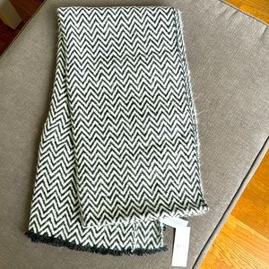 Soft and Warm Black/White Herringbone Loft Winter Scarf